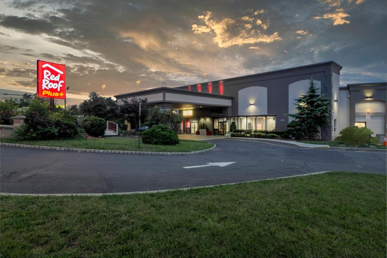 Red Roof Inn Plus Newark Liberty Airport - Carteret Exterior photo